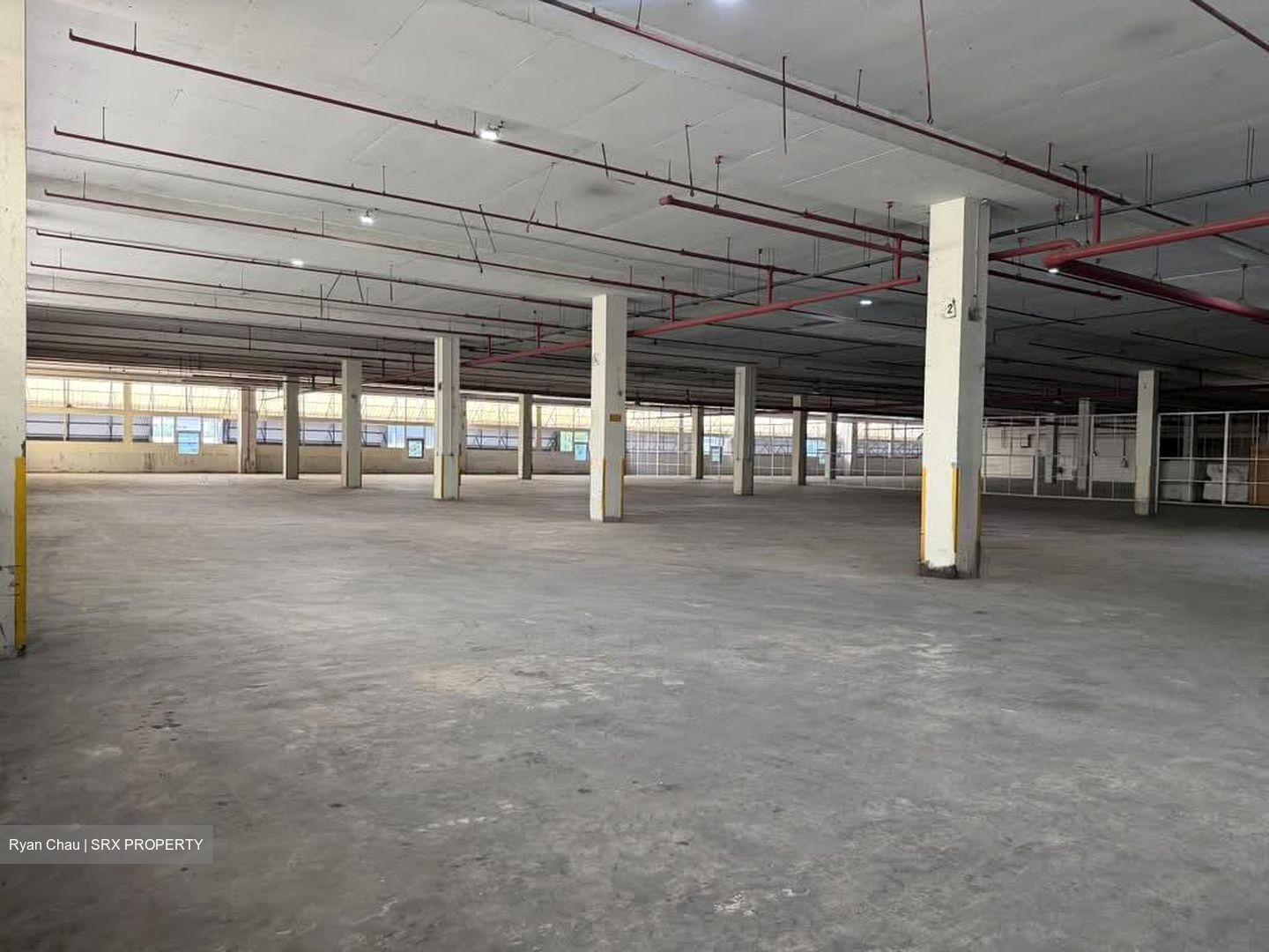 Gul Crescent (D22), Warehouse #587779491